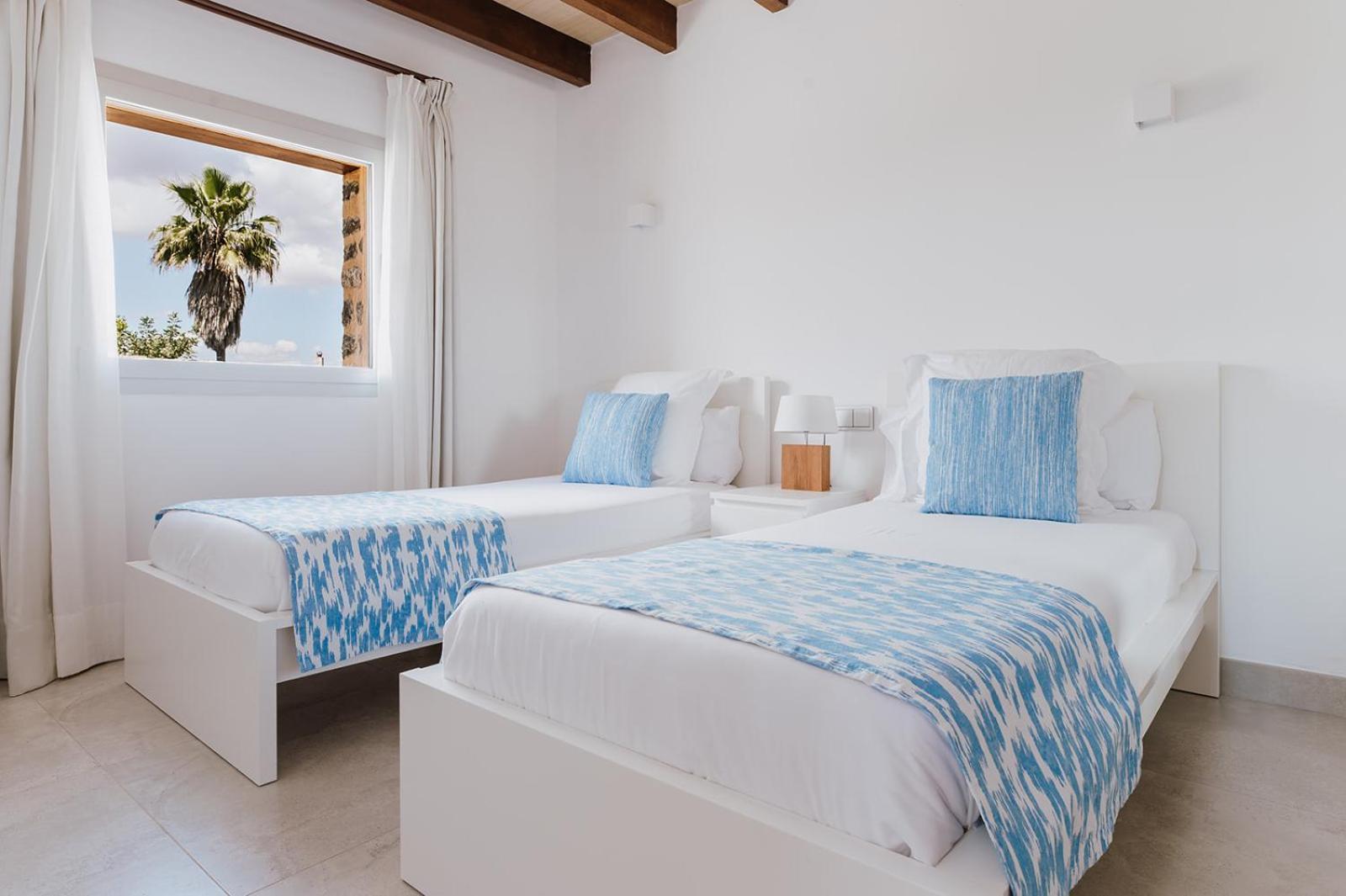 Sa Talaia Blanca Villa Muro Room photo